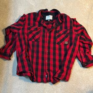Legendary Whitetails Men5XL Red & Black plaid